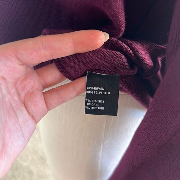 Adrienne Vittadini Sweater-NWOT   - Picture 5 of 7
